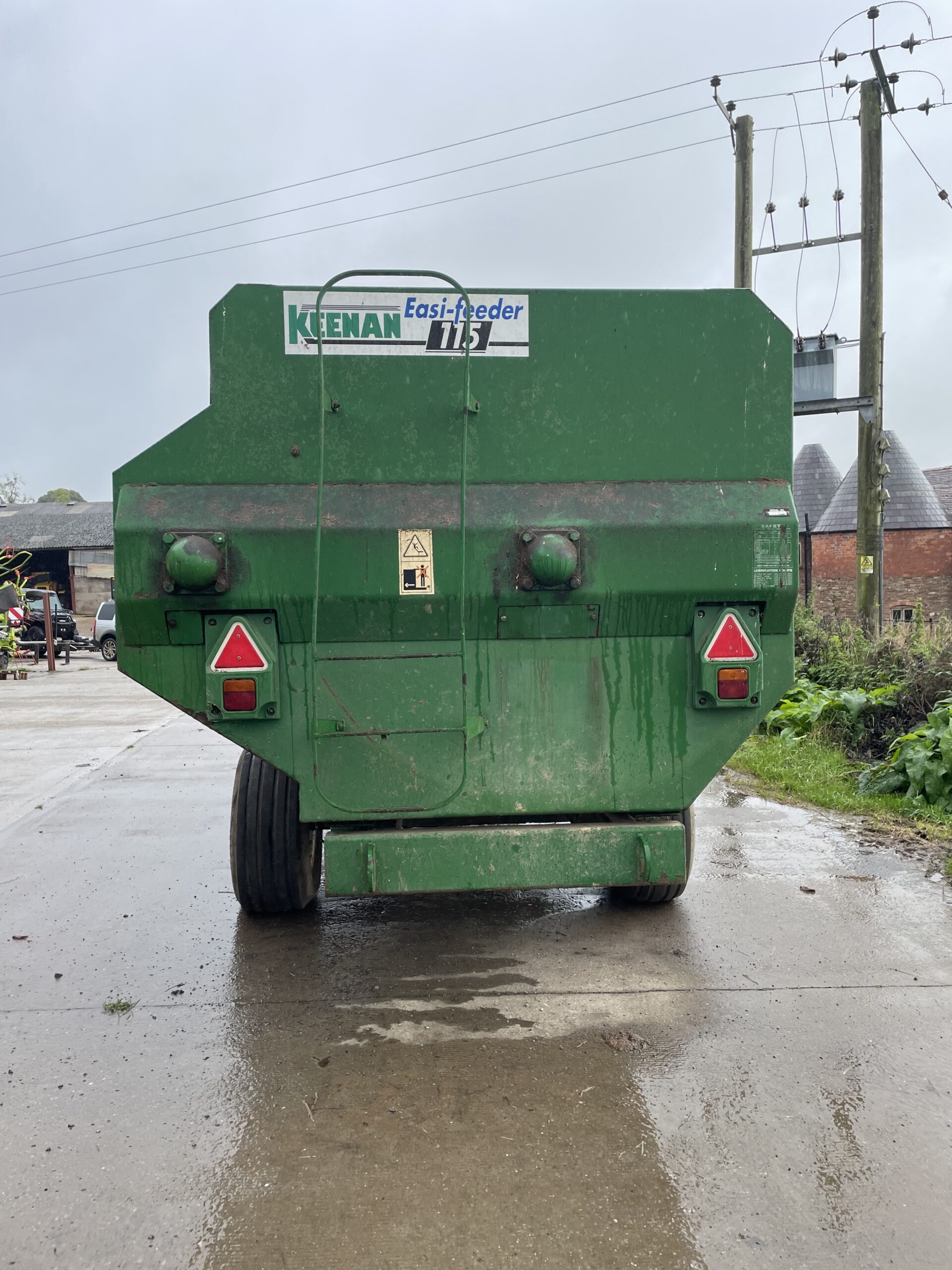 Keenan mixer waggon Do The Deals